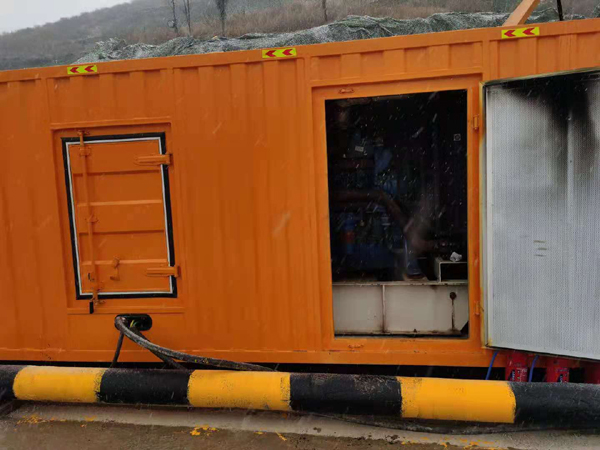 河东发电机出租 柴油发电机组电压低报警怎么办？